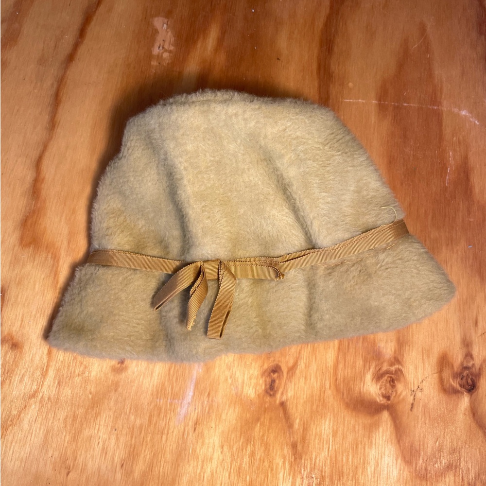 Vintage 1960s Cloche Hat
